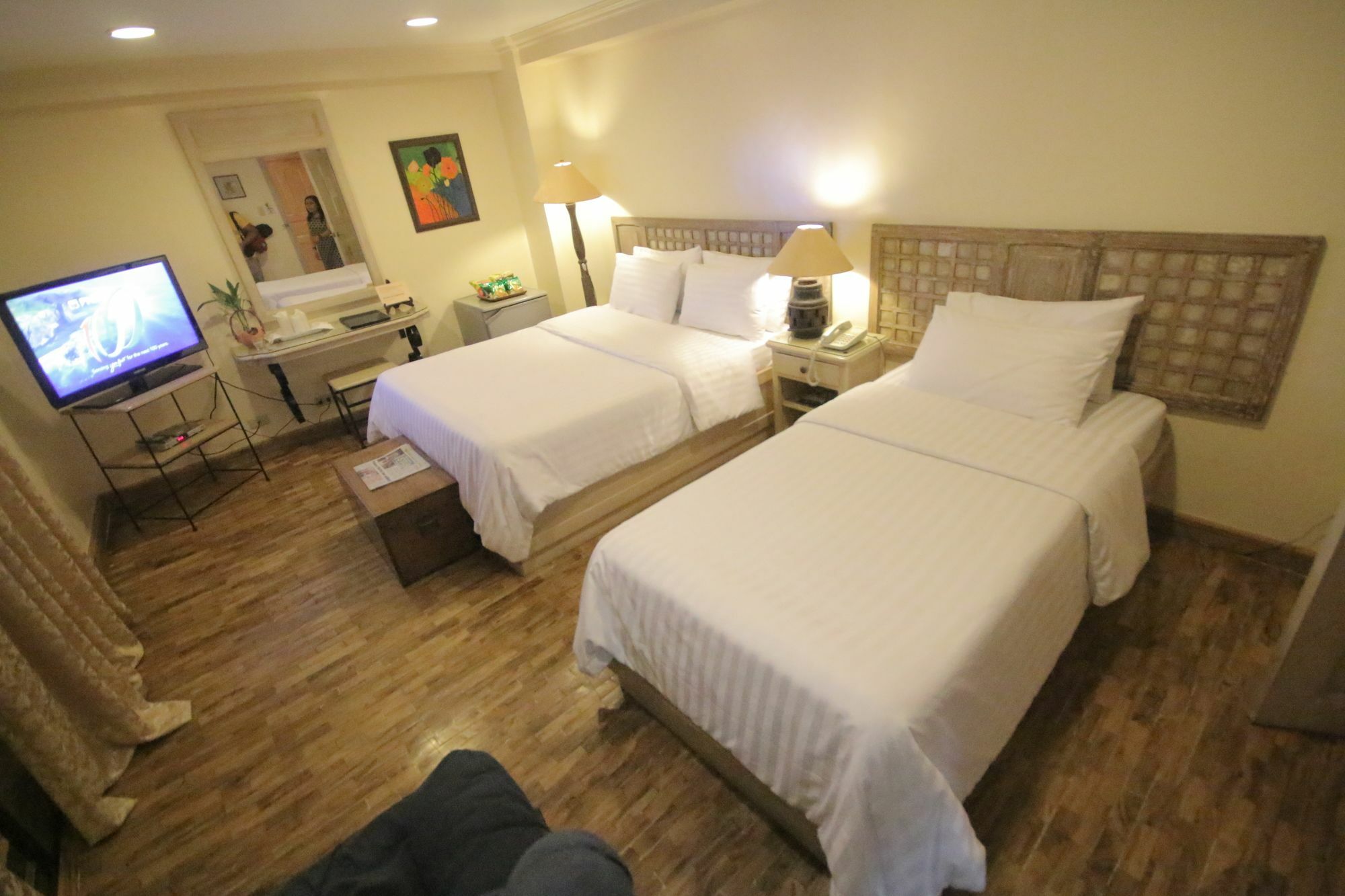 Roxas President'S Inn Eksteriør billede